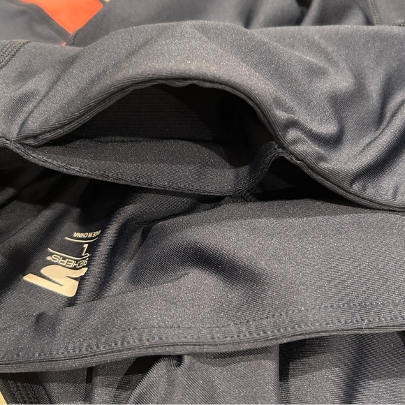 Skechers Size Large Women’s Capri Pant Dark Navy Blue With Bubblegum Pink Sides - Picture 6 of 7